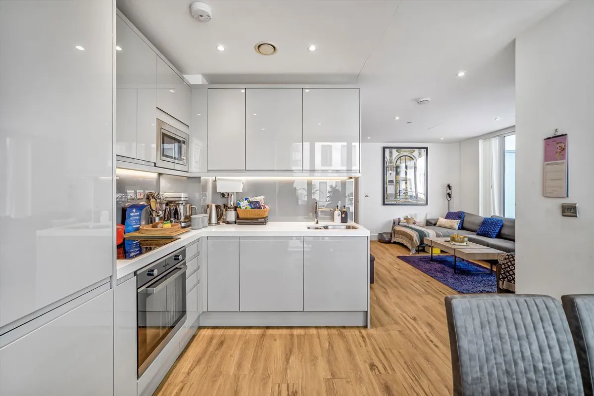 Flat West Gate in Greater London