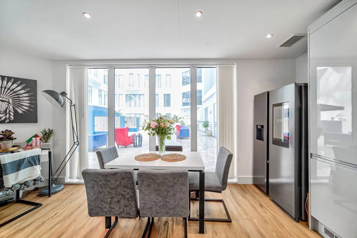 Flat West Gate in Greater London