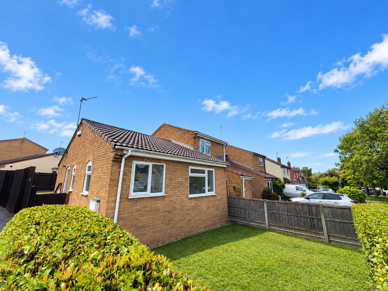 House Wicklow Close in Charnwood