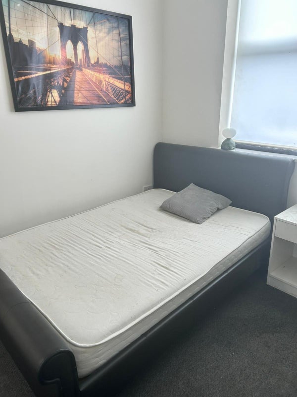 Room Redgrave Street in Oldham
