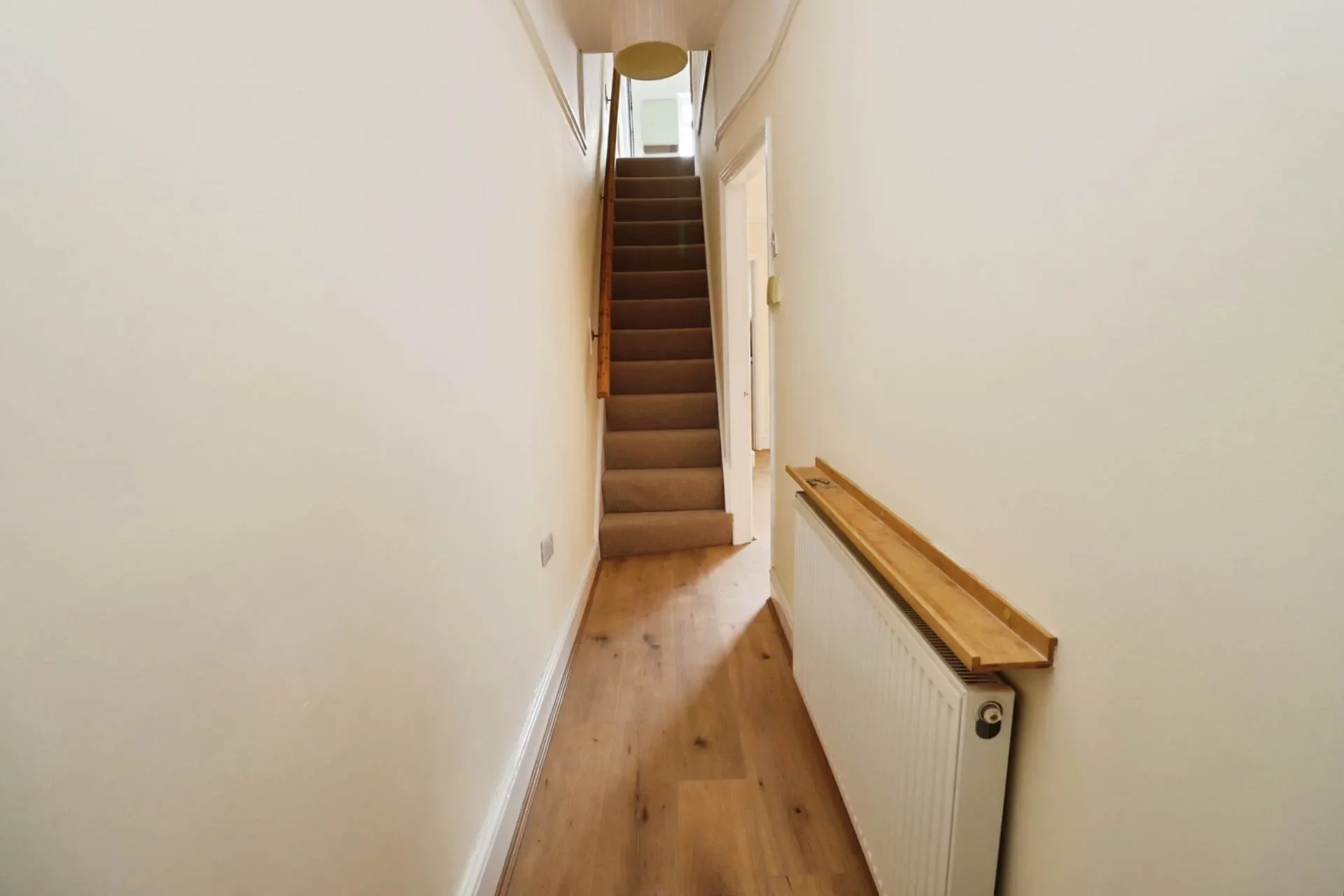 House Oakleigh Grove in Bebington