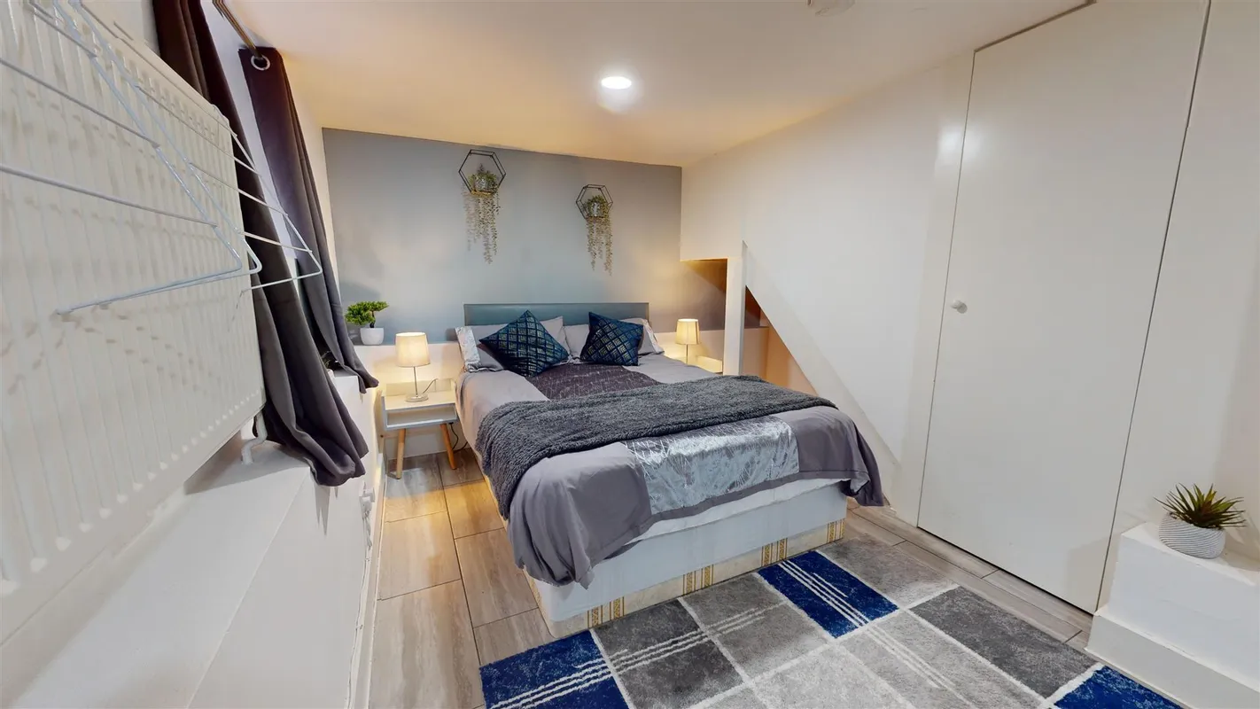 Flat Lancaster Road in Greater London