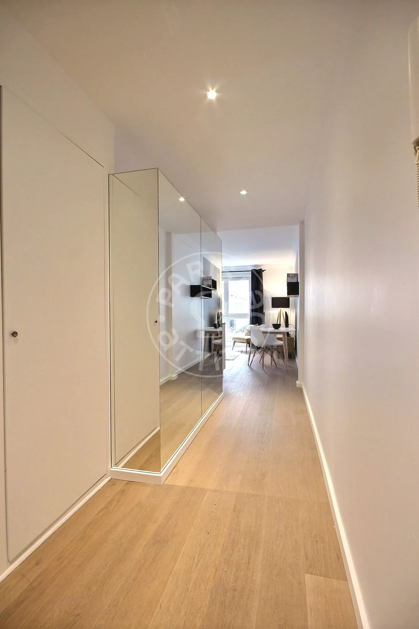Appartement Rue des Haudriettes à Paris
