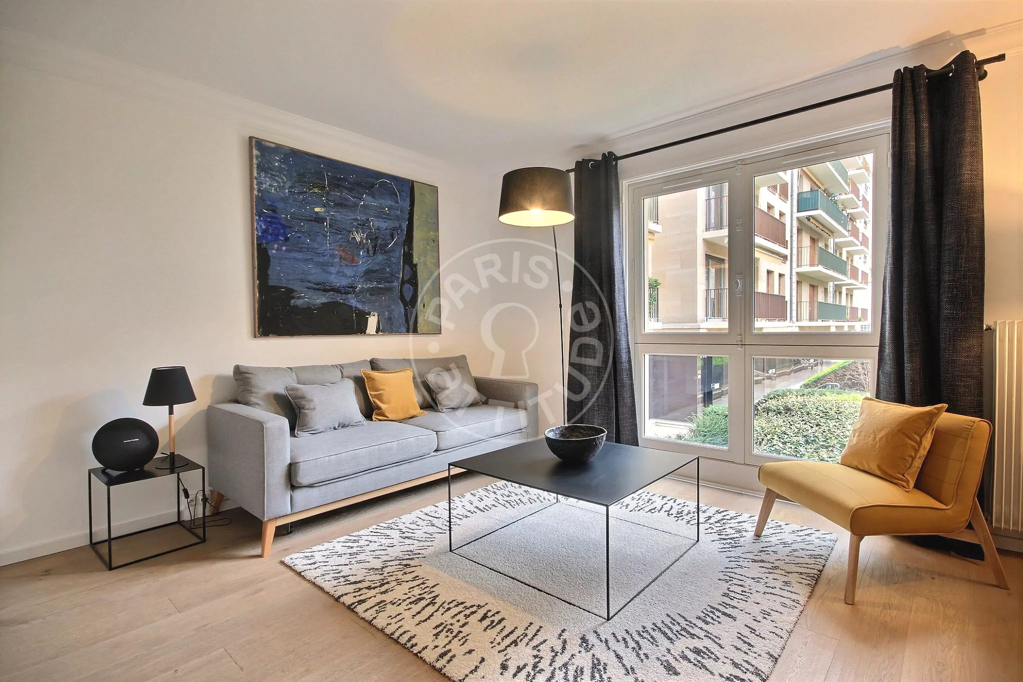 Flat Rue des Haudriettes in Paris