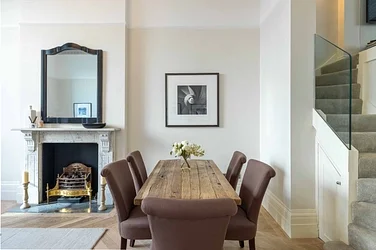 Flat Queen's Gardens in City of Westminster