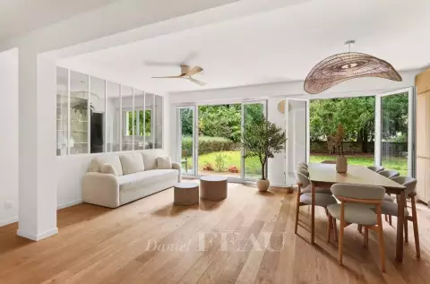 Flat Rue d'Alsace in Saint-Germain-en-Laye