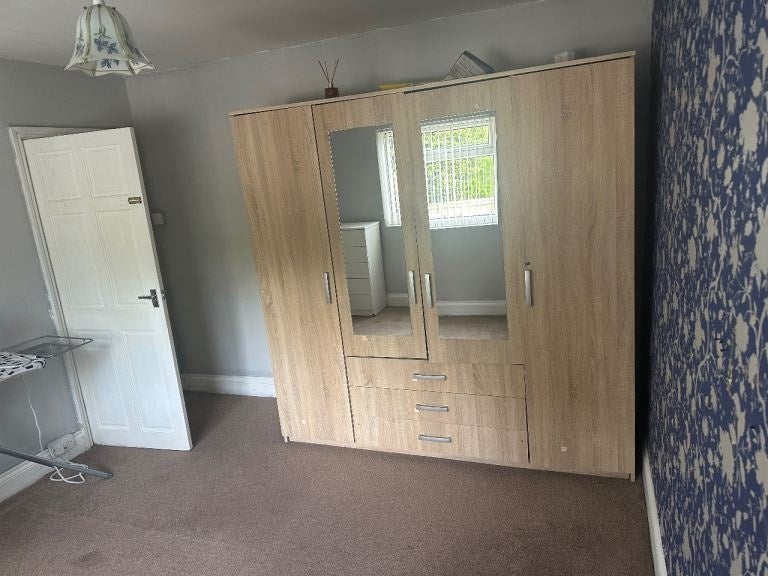 Room Beresford Avenue in Coventry