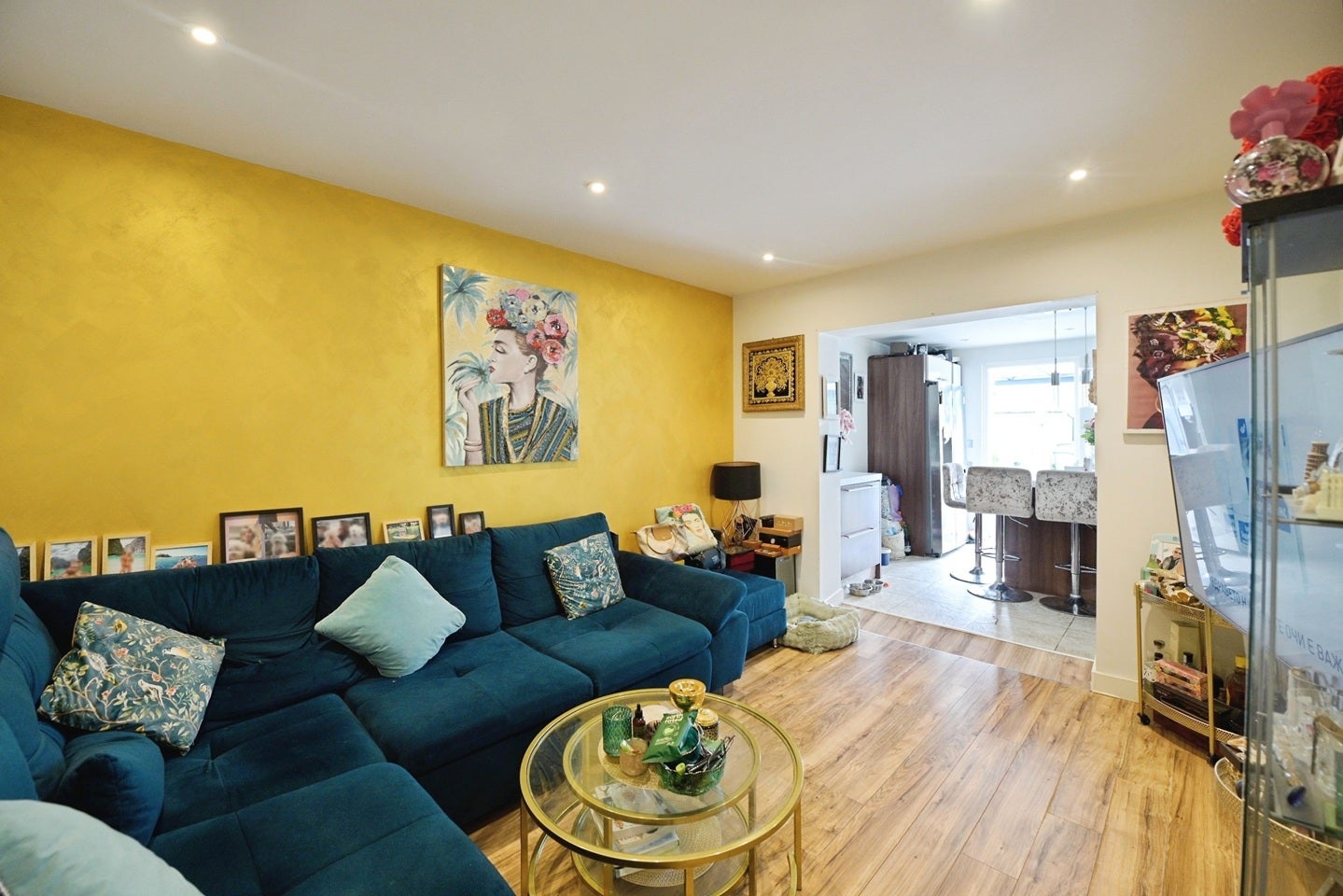 House Valence Avenue in Greater London
