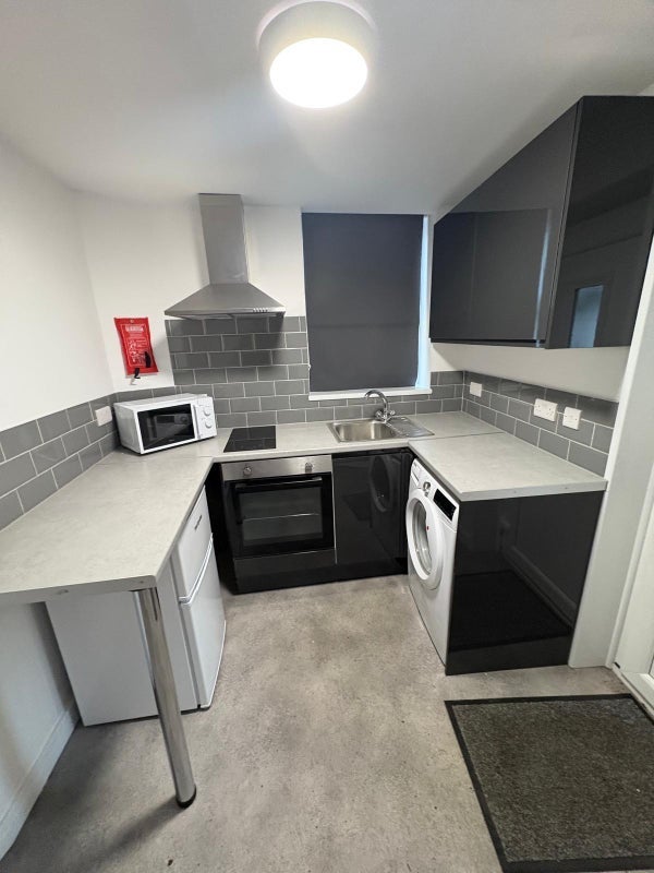 Flat Firshill Crescent in Sheffield