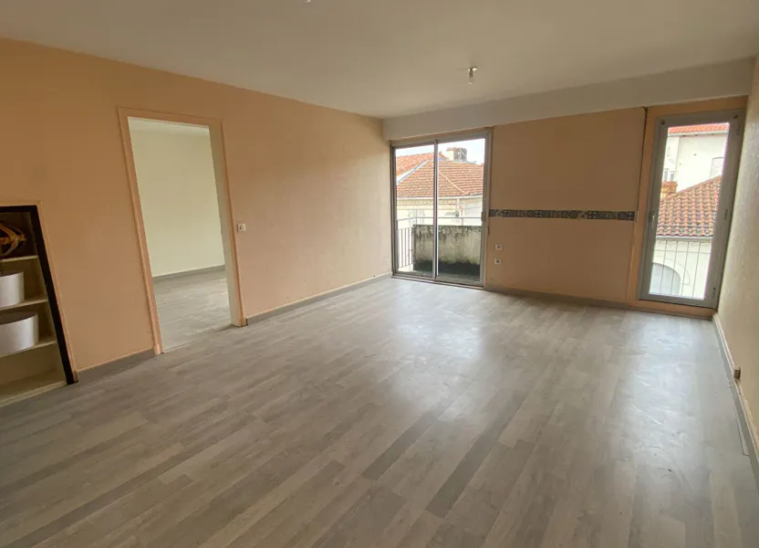 Flat Rue du 8 Mai 1945 in Mont-de-Marsan