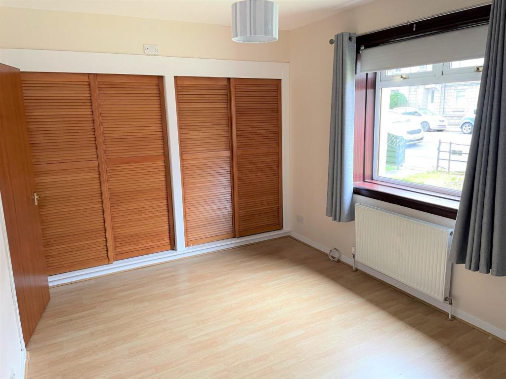 Flat Ardarroch Road in Aberdeen City
