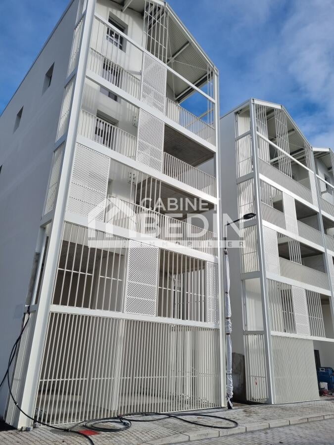 Appartement Quai de Brazza à Bordeaux
