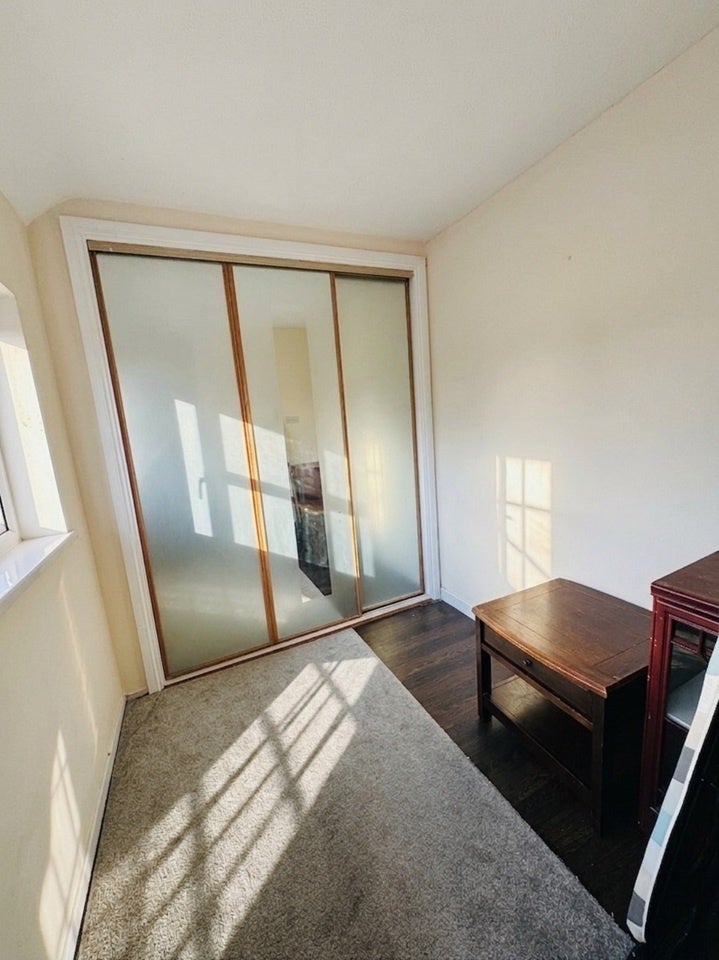 Flat Clare Road in Borough of Spelthorne