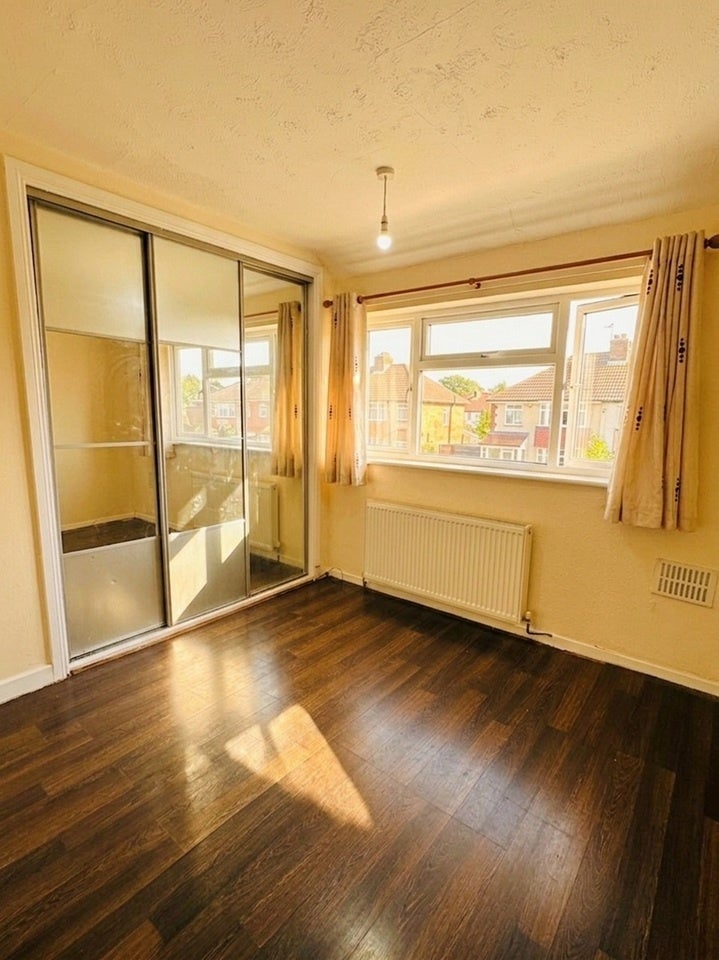 Flat Clare Road in Borough of Spelthorne