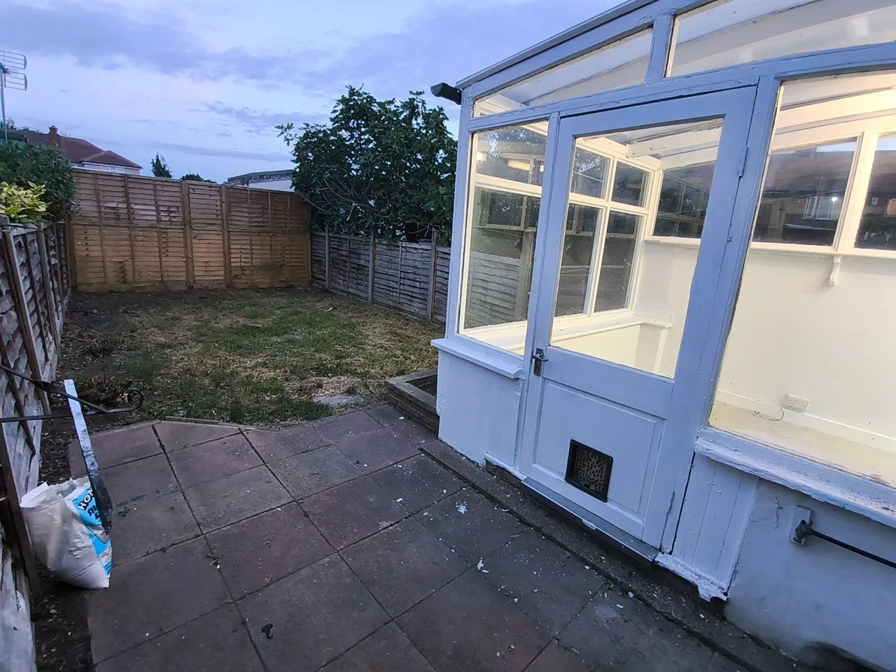 House Shirley Grove in Greater London