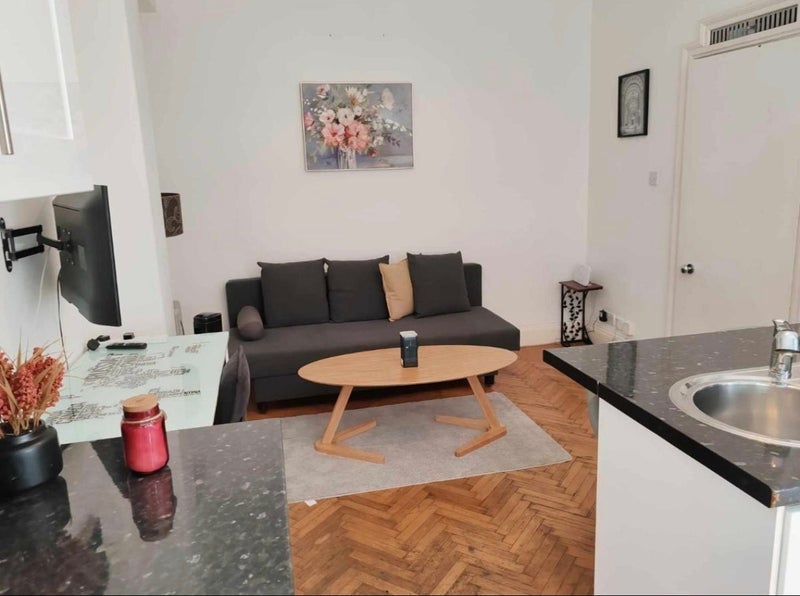 Flat Queensway in City of Westminster