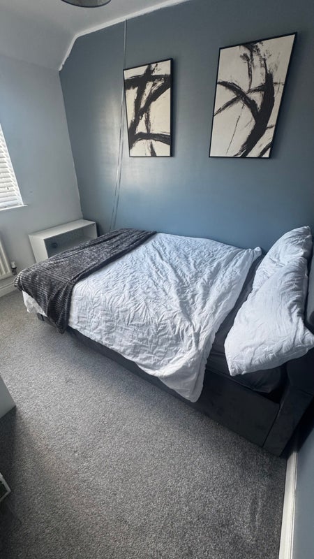 Room Lower Longlands in Sandwell