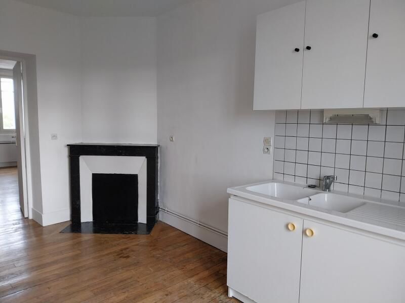 Flat Rue du Faubourg Bannier in Fleury-les-Aubrais