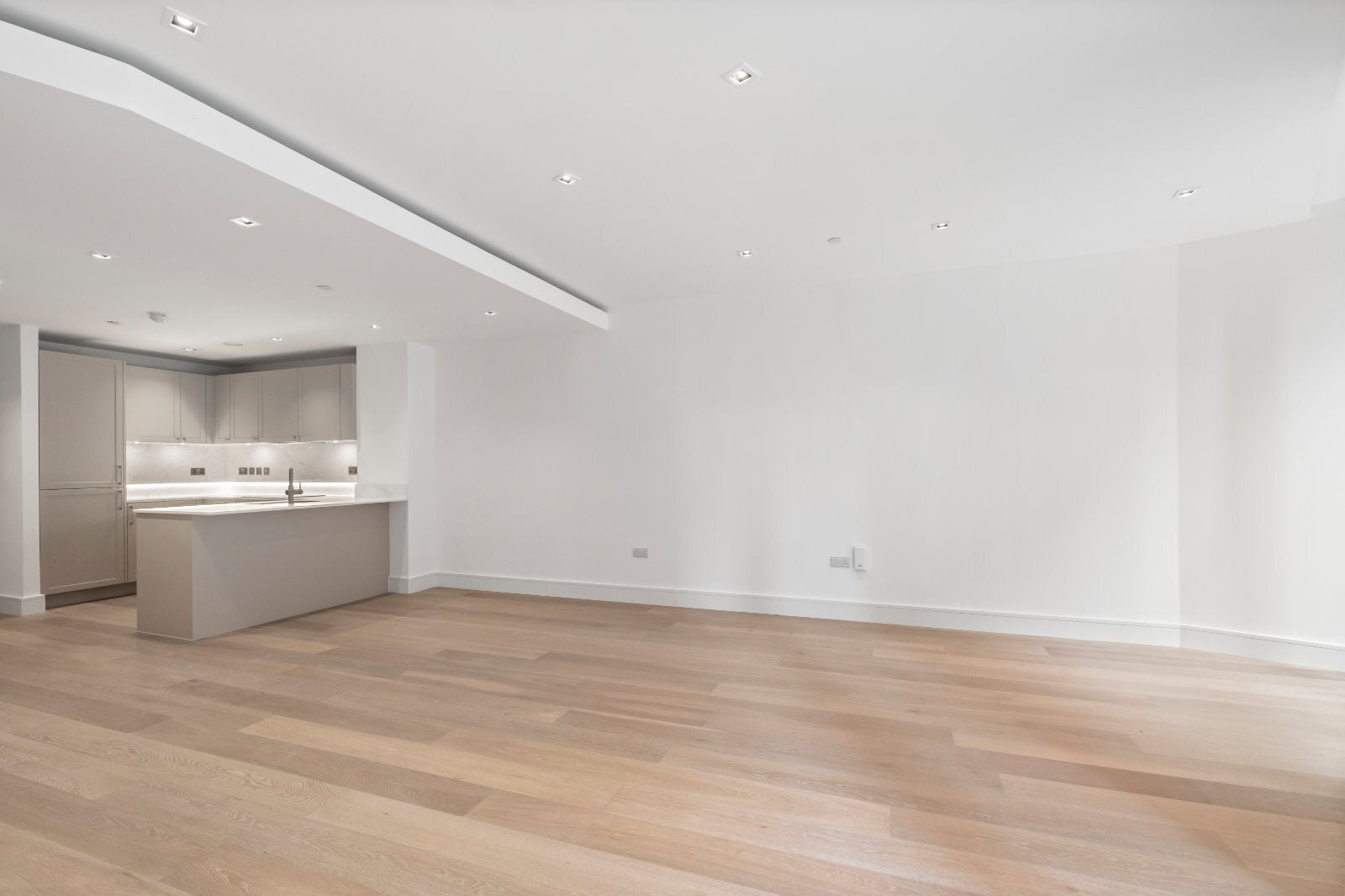 Flat Newcastle Place in City of Westminster