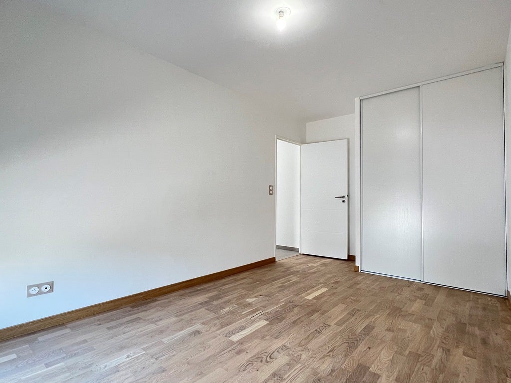 Appartement Rue de la Combe à Porte des Pierres Dorées