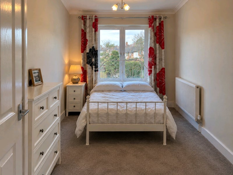Room Montford Avenue in Glasgow