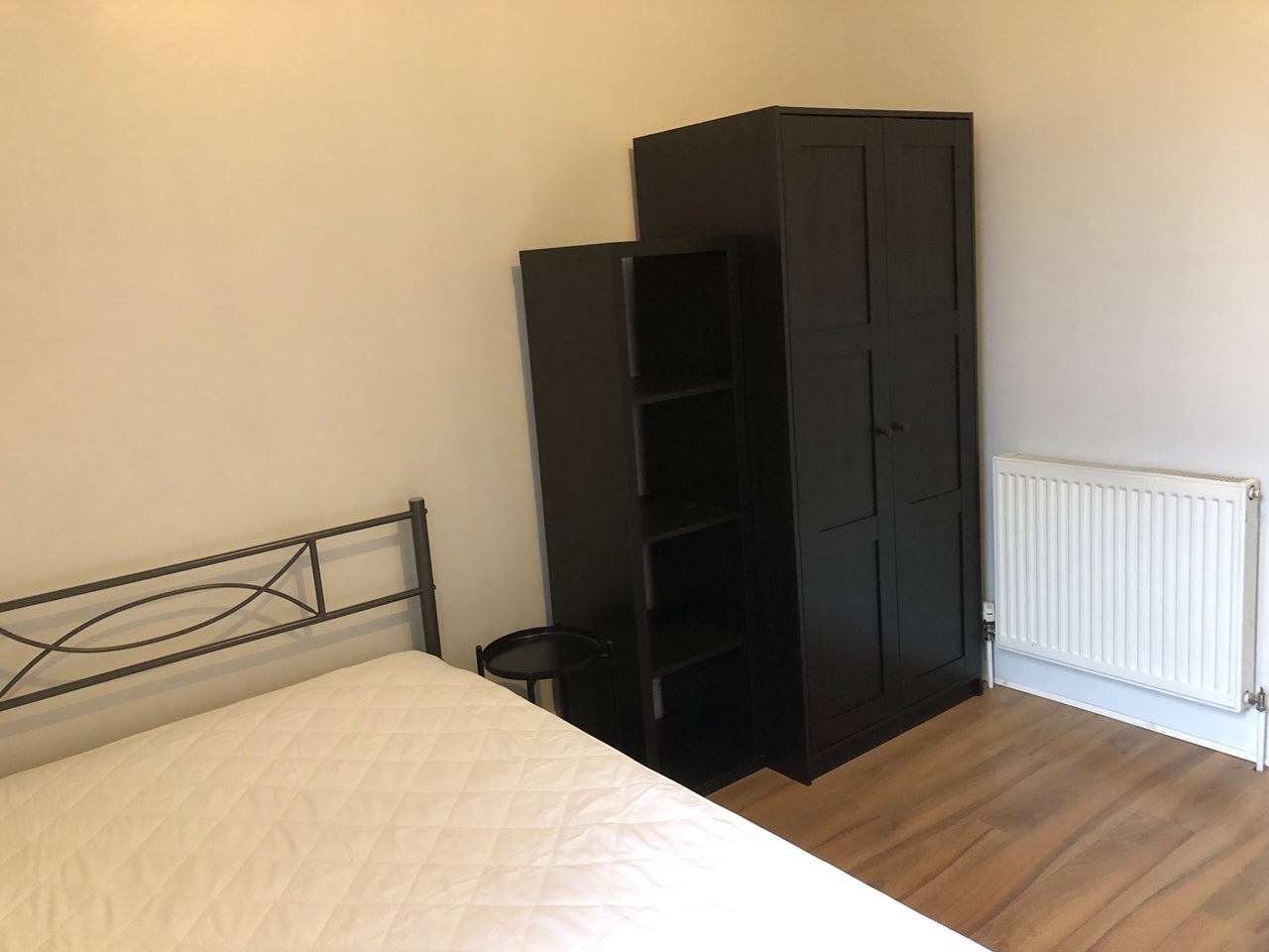 Room Edmund Road in Sheffield