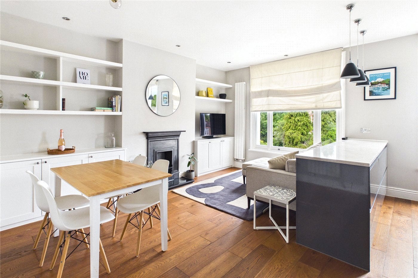 Flat Norwood Road in Greater London