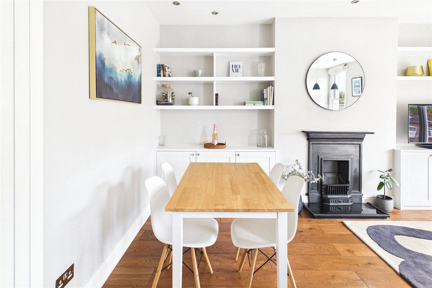 Flat Norwood Road in Greater London