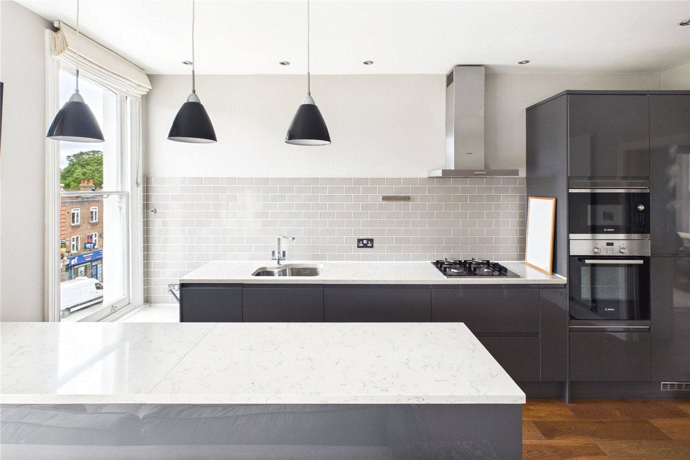 Flat Norwood Road in Greater London