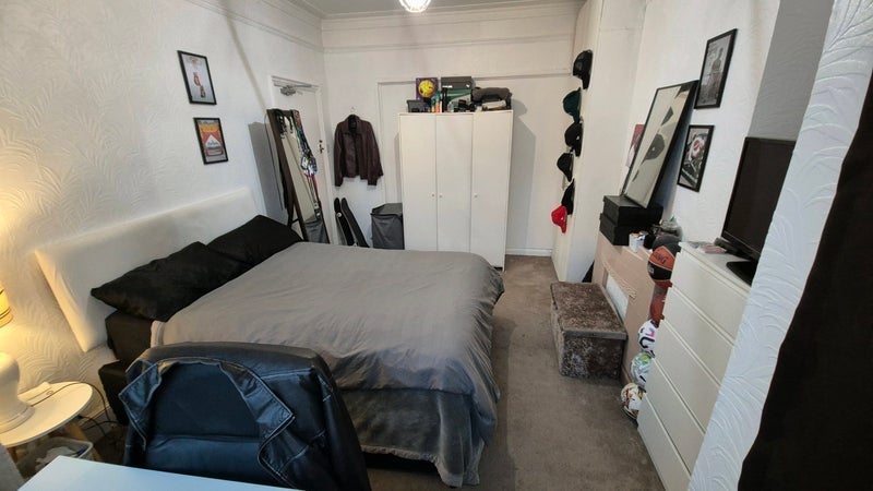 Room Beechcroft Road in Greater London