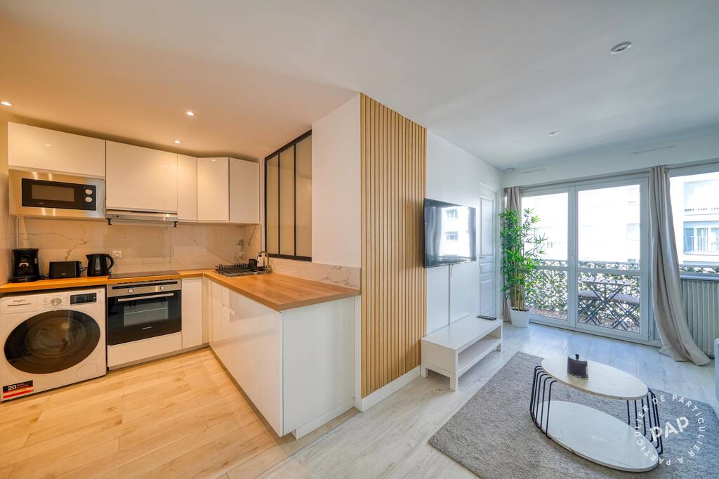 Room Rue du Poirier Fourrier in Argenteuil