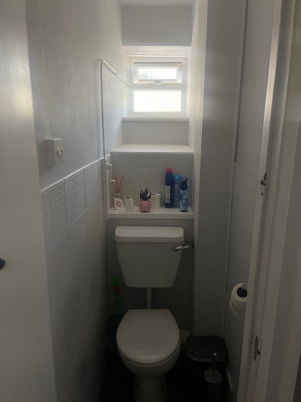 Room Smithwood Close in Greater London