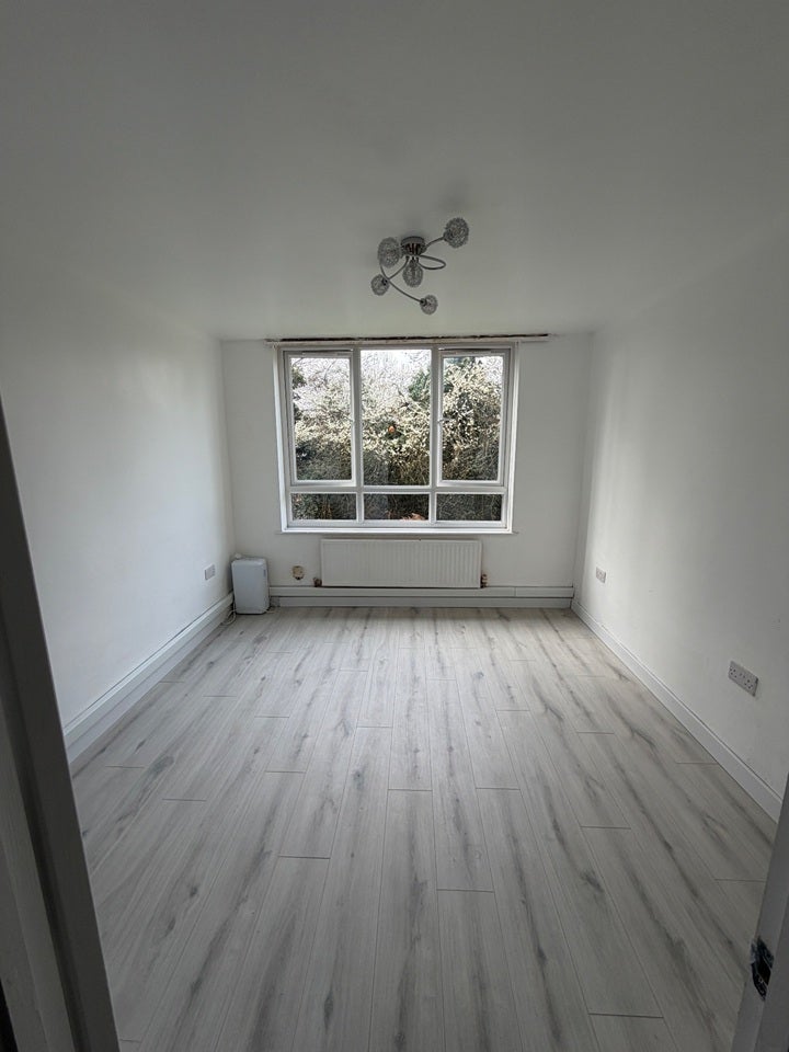 Flat Ployters Road in Harlow