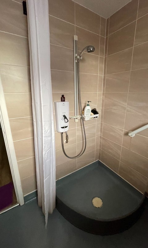 Room Agnew Place in Salford