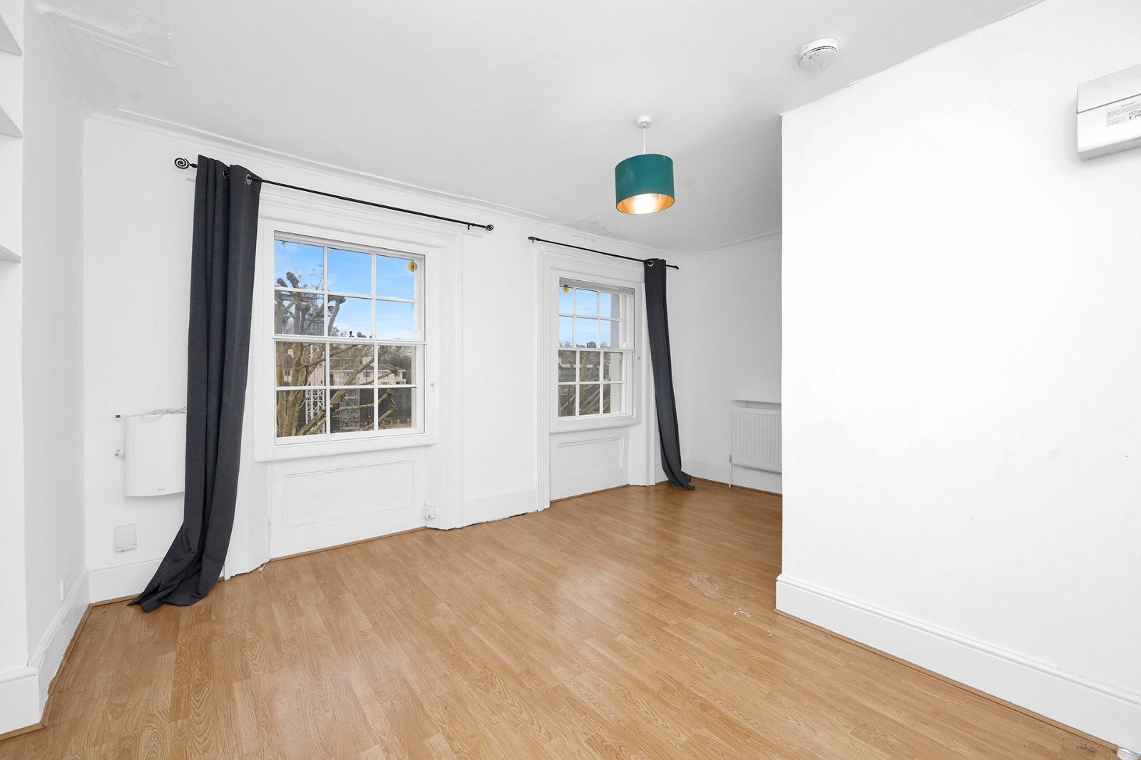 Flat Mornington Terrace in Greater London