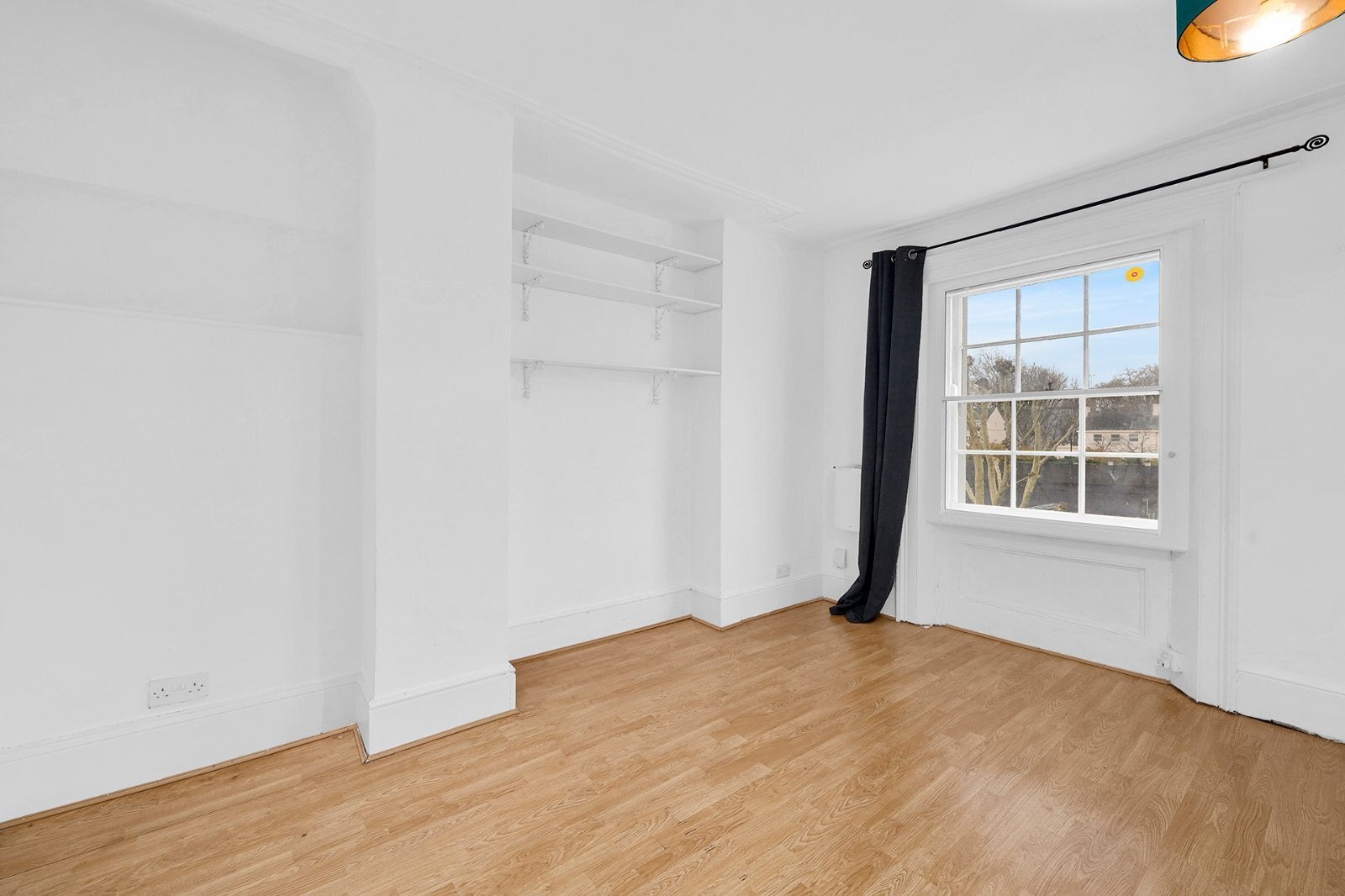 Flat Mornington Terrace in Greater London