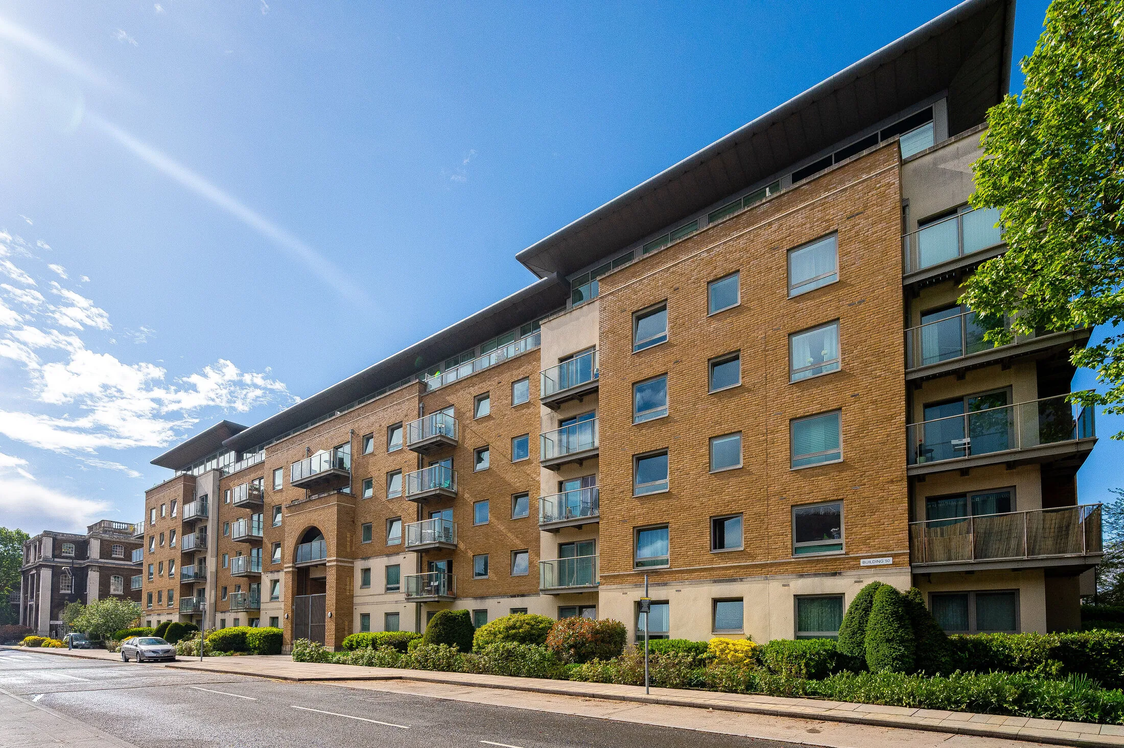 Flat Argyll Road in Greater London
