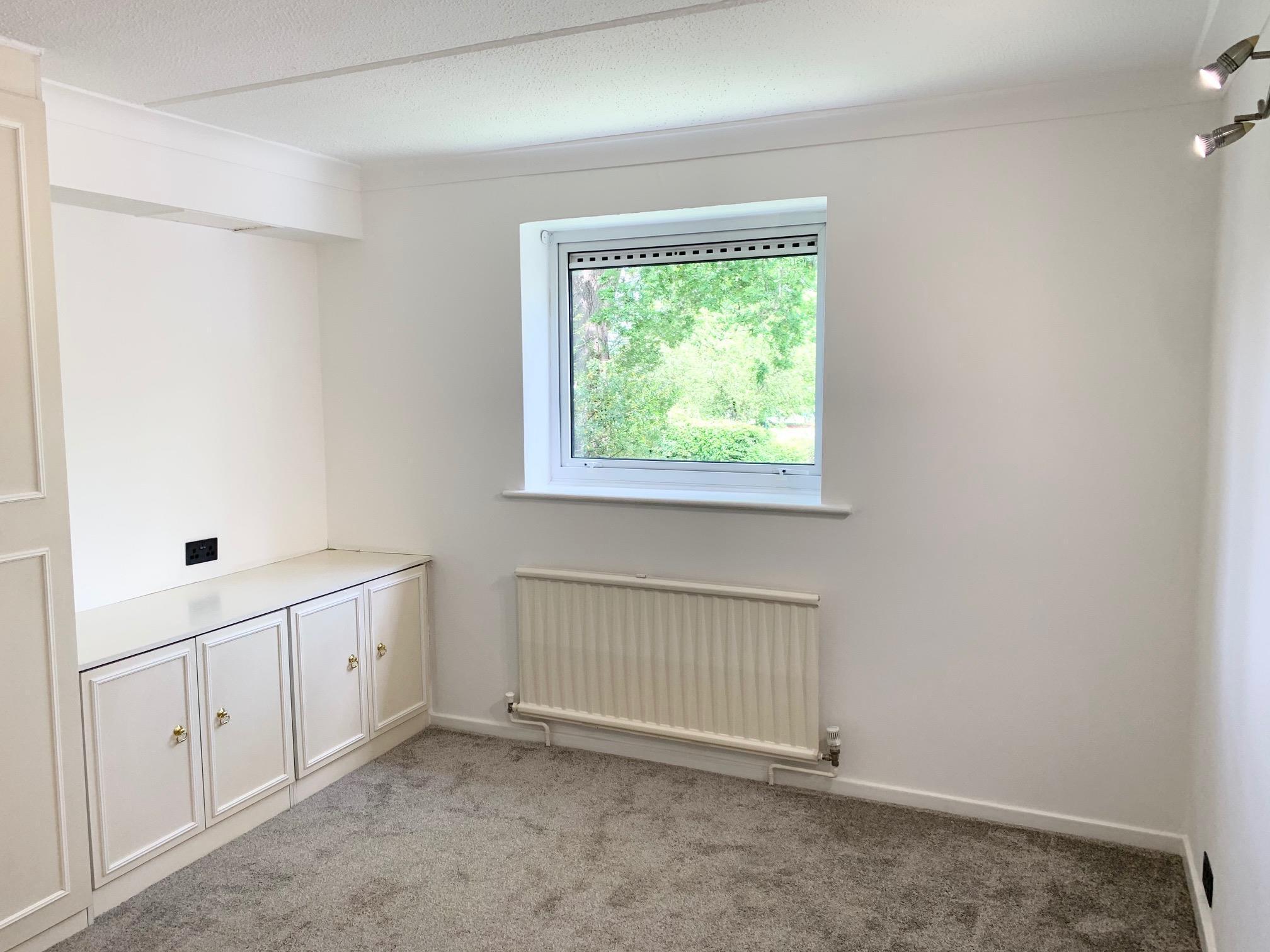 Flat Belle Vue Lane in Hertsmere