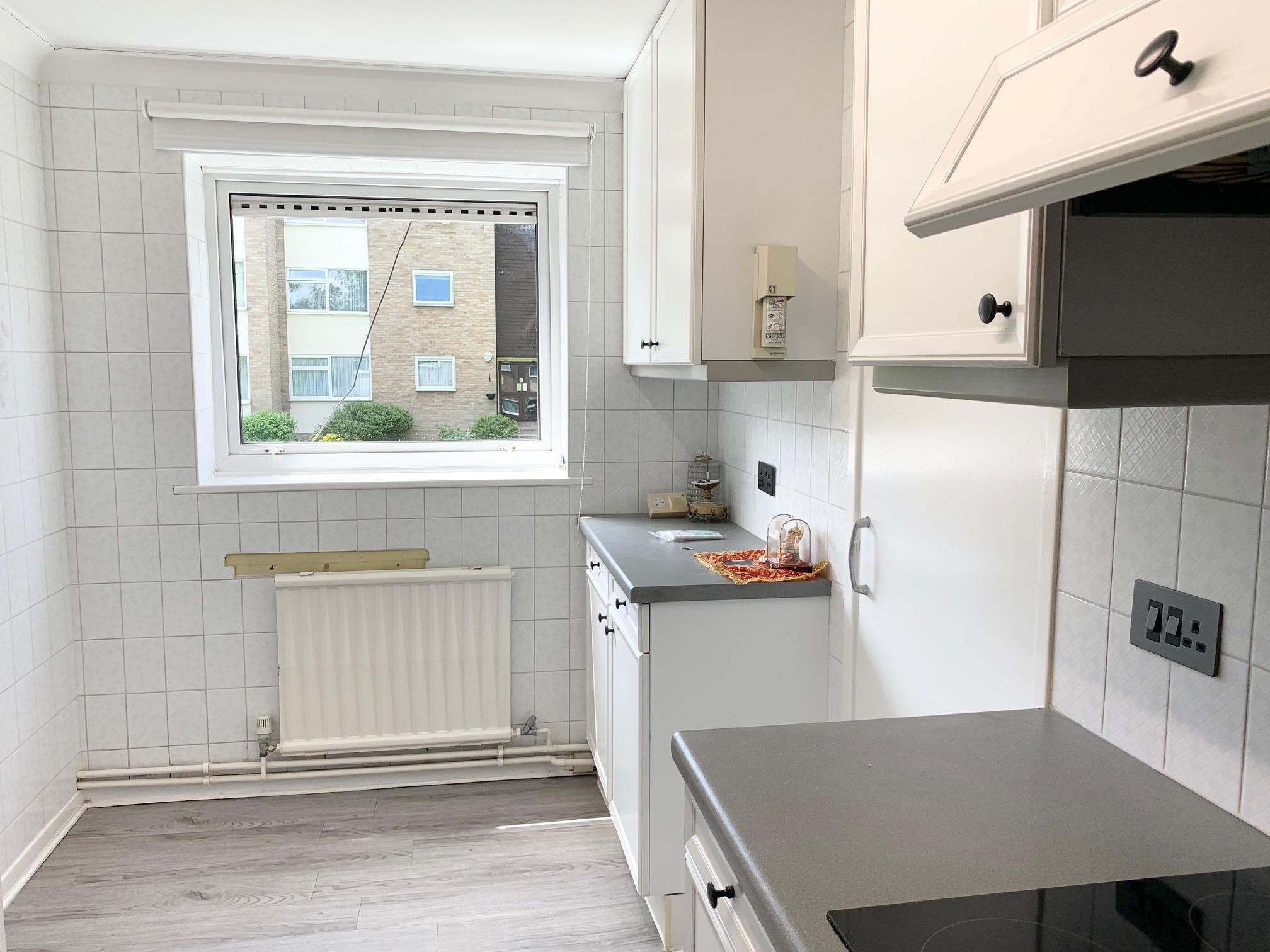 Flat Belle Vue Lane in Hertsmere