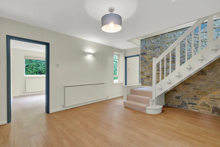 House Golf Club Road in Walton on Thames