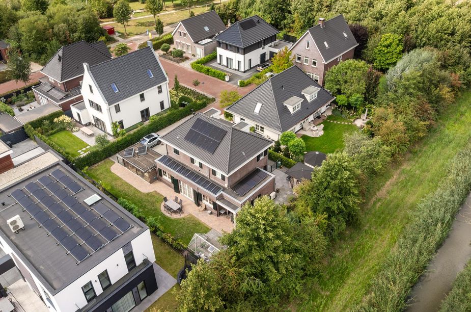 Vrijstaande woning te koop: Laan van Braets 12, Dordrecht