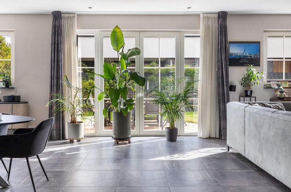Vrijstaande woning te koop: Laan van Braets 12, Dordrecht