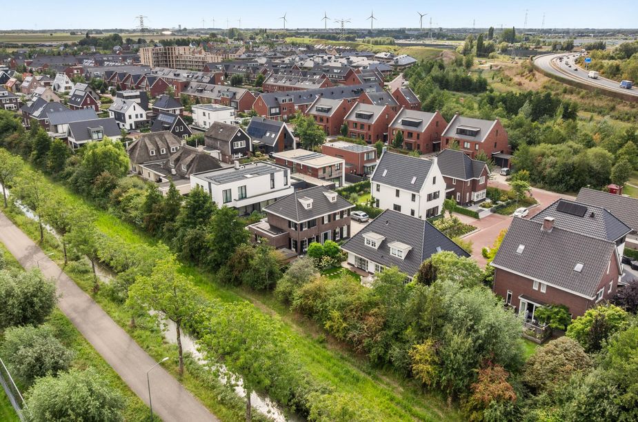 Vrijstaande woning te koop: Laan van Braets 12, Dordrecht