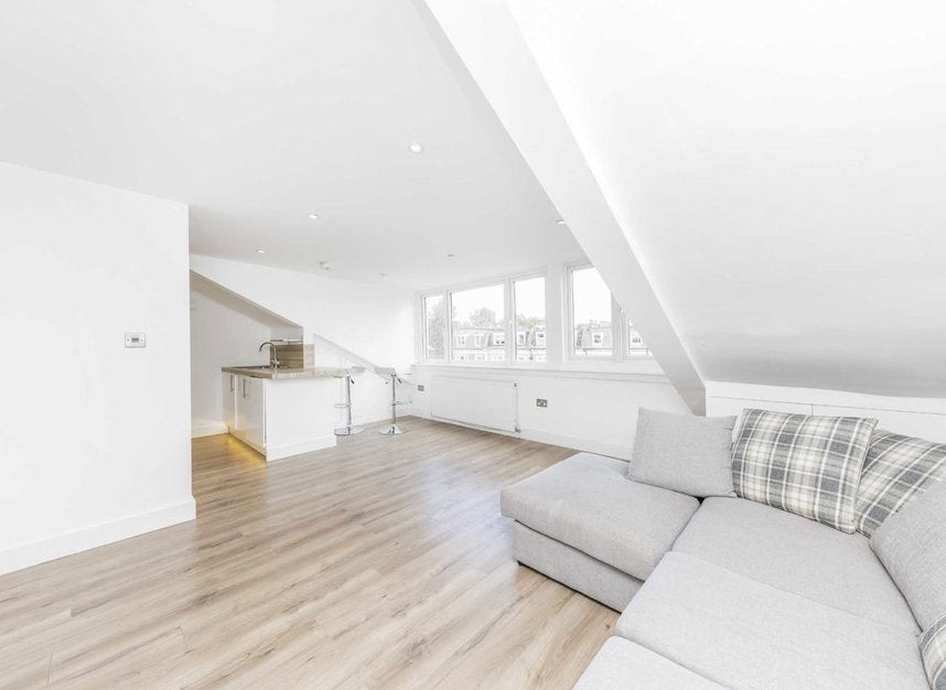 Flat Elsham Road in Greater London