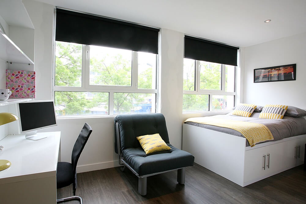 Room Castle Square in Sheffield