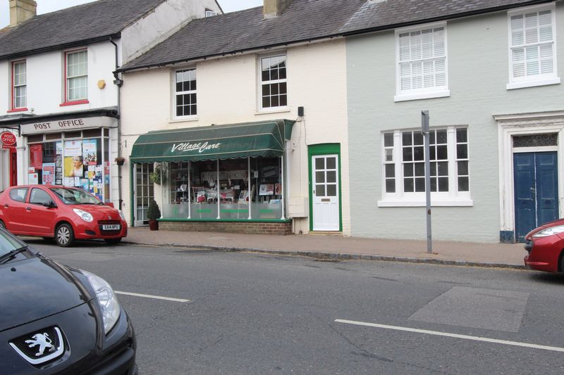 Flat High Street in Horsham