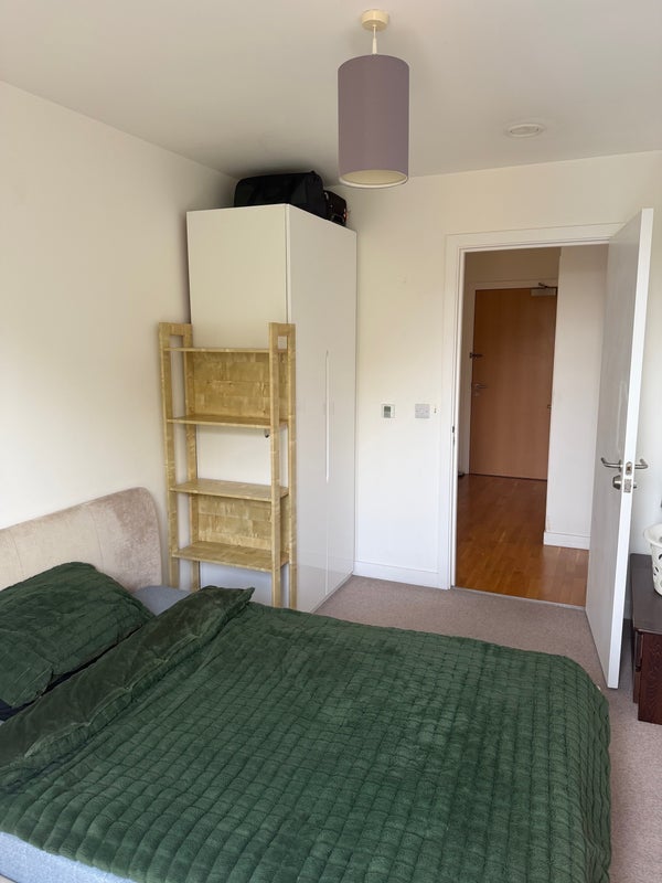 Flat Duckett Street in Greater London