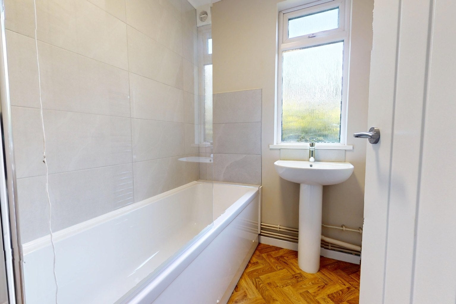Flat Delbury Close in Telford