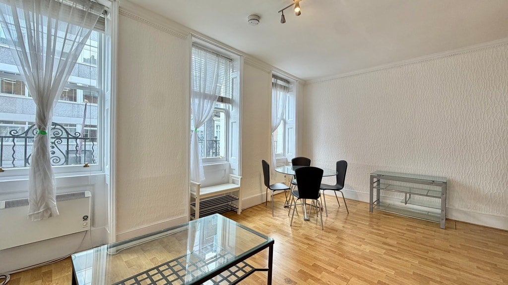 Flat Welbeck Street in City of Westminster