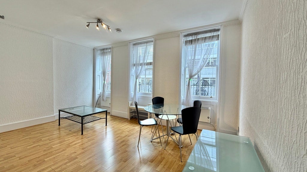 Flat Welbeck Street in City of Westminster